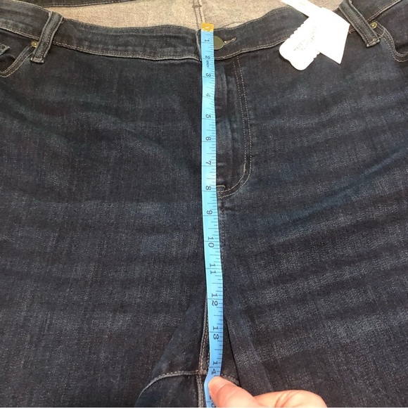 NWT Lane Bryant Signature Fit Straight Mid-Rise Jeans Size 34/36 Stretch 54x31 - Picture 10 of 16